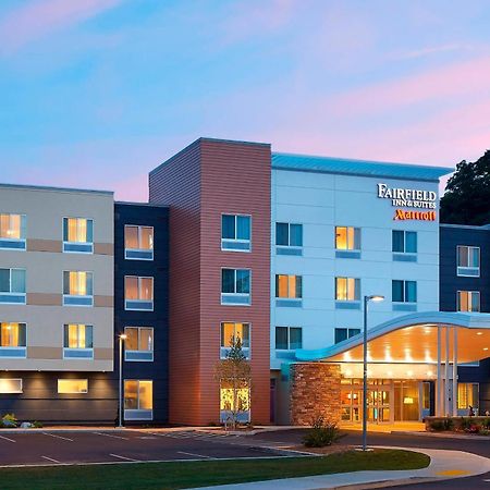 Fairfield Inn & Suites By Marriott Springfield Northampton/Amherst Екстериор снимка