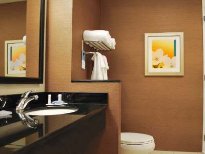 Fairfield Inn & Suites By Marriott Springfield Northampton/Amherst Екстериор снимка