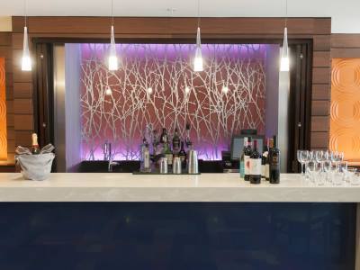 Fairfield Inn & Suites By Marriott Springfield Northampton/Amherst Екстериор снимка