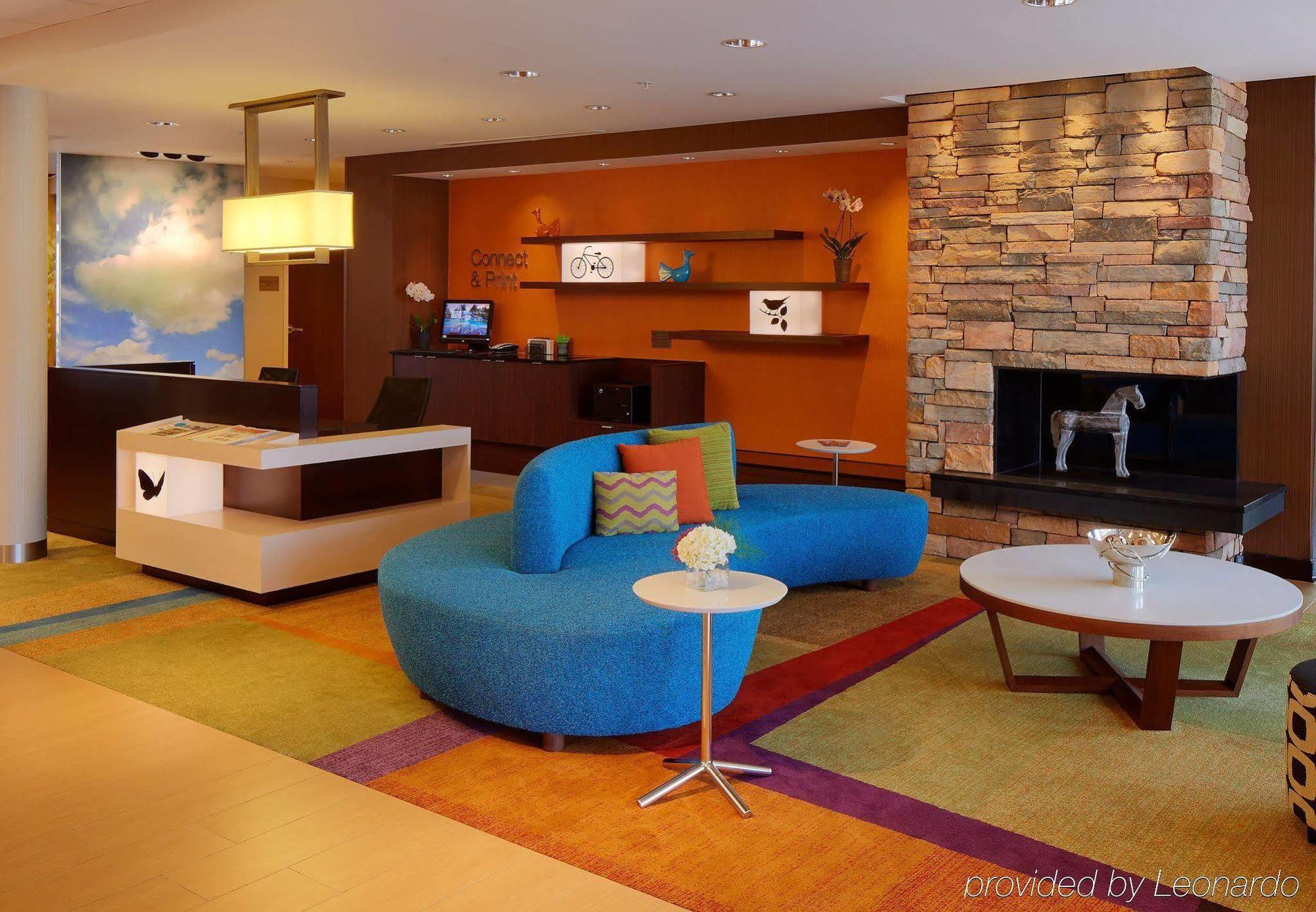 Fairfield Inn & Suites By Marriott Springfield Northampton/Amherst Екстериор снимка